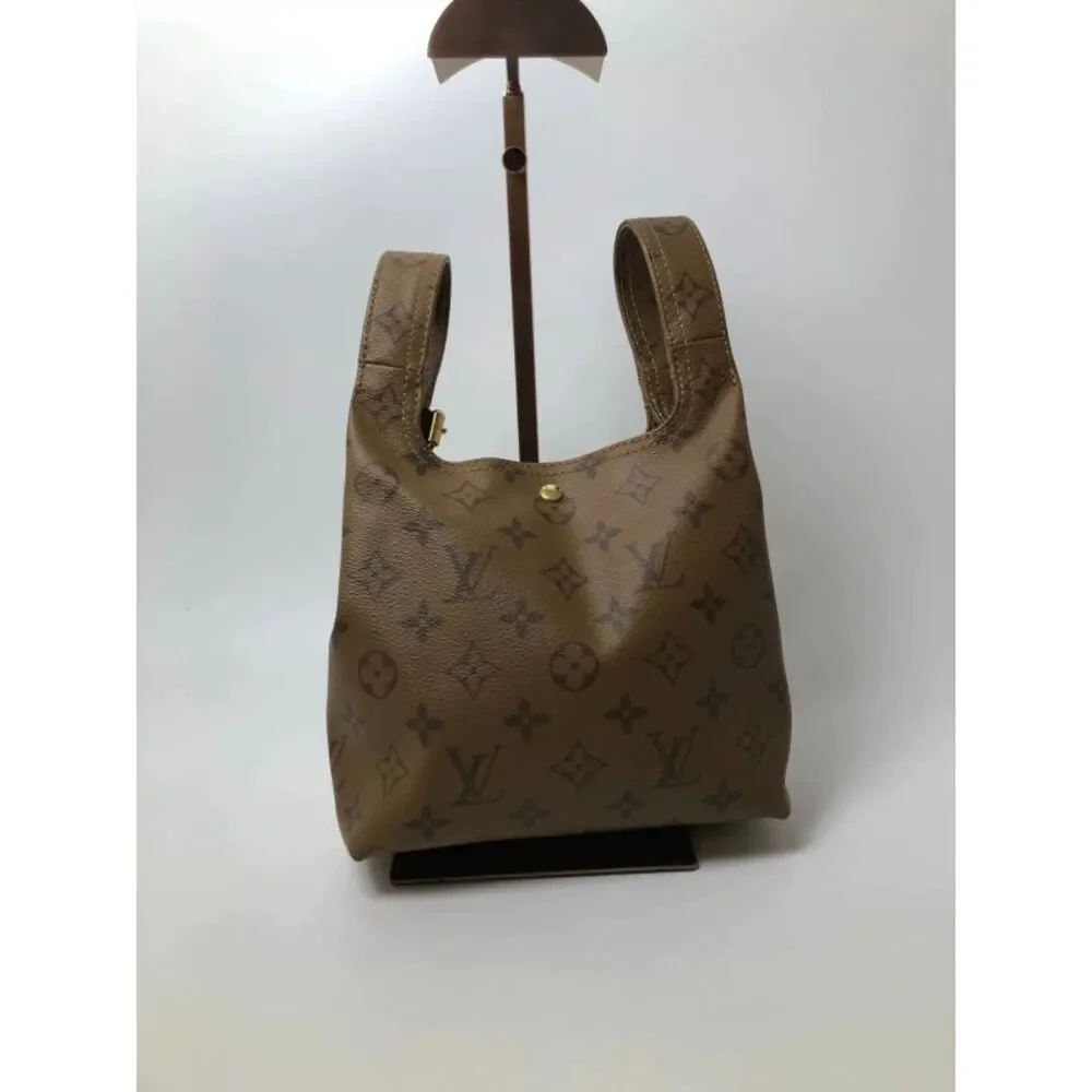 Louis Vuitton Women Pre-Loved Bag Very Good Condition